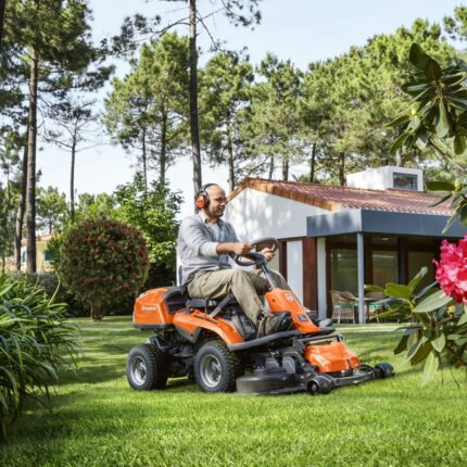 Husqvarna Frontmäher R 214TC inkl. 94cm Mähwerk
