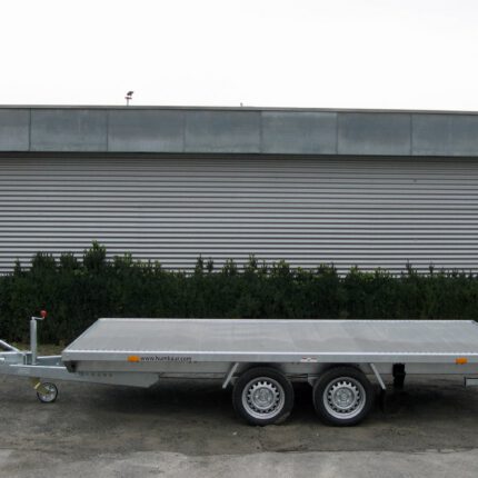 Humbaur Universal 3500 Aluboden, Seilwinde, Rampen